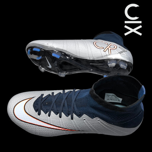 Mercurial superfly 4 CR7 grey